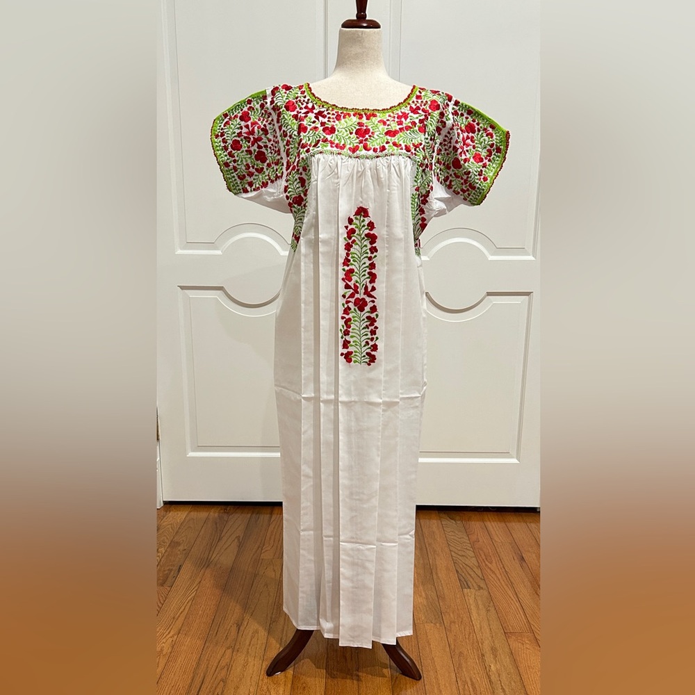 San Antonino Maxi Dress,Oaxaca Mexican dress.Hand Embroidered with Silk Threads.